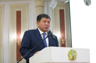 МАХАМБЕТ ДОСМҰХАМБЕТОВ КАСПИЙ ҚҰБЫР КОНСОРЦИУМЫ ҰЖЫМЫН 25 ЖЫЛДЫҚ МЕРЕЙТОЙЫМЕН ҚҰТТЫҚТАДЫ 4 20a6c1dc 5f5b 4576 a29f 3a3bd3db0805