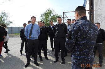 Жемқорлықты жою үшін мемлекеттік қызметкерлер түрменің тынысымен танысуда 6 dscn68781