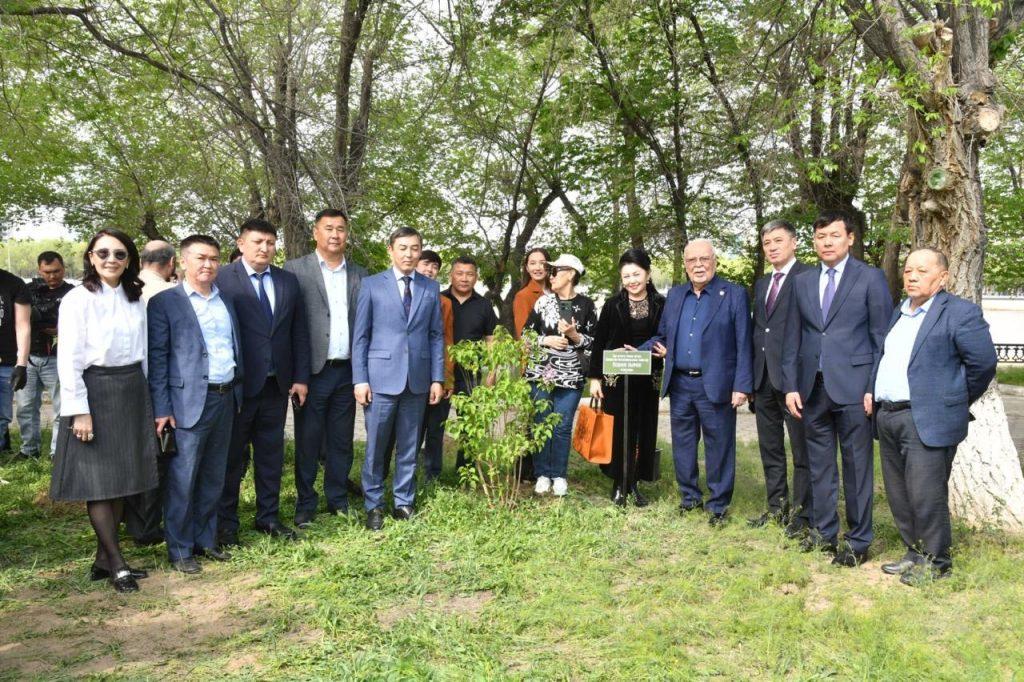 Асанәлі Әшімовтің атаулы ағашы 2 524aa32f 0c3b 4be9 a52b 13e0cdb9b79c