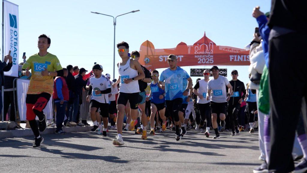 “САРАЙШЫҚ MARATHON – 2025”: жаппай жүгіруге 500-ден астам адам қатысты 2 3c536cc6 7991 4f53 811a b0a4f0d5a4f9