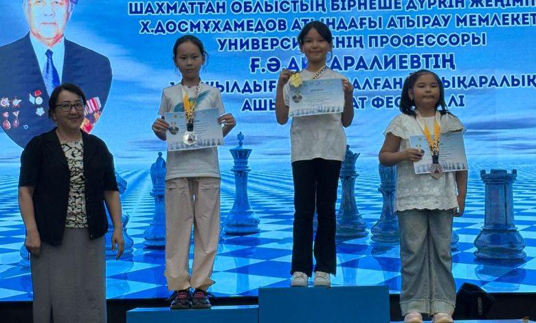 Атырауда Халықаралық ашық шахмат фестивалі өтті 1 f5e748fd ba3e 4823 b8ba 8b936ff903b2