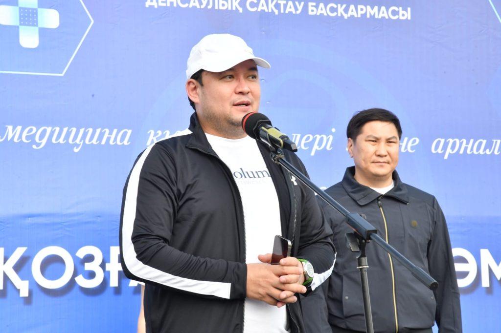 Атырауда медицина қызметкерлері күніне орай велошеру өтті 3 0596fa86 6843 487e 9647 5f6fc292b97b