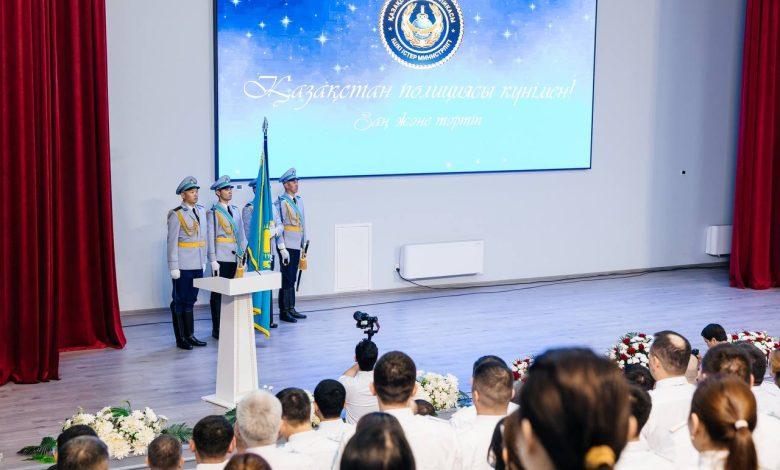 Аймақ басшысы құқық қорғау органдарының қызметкерлерін кәсіби мерекелерімен құттықтады 1 img 7158