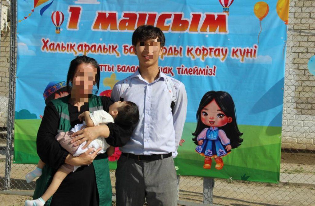 Жазасын өтеушілер балаларымен жүздесті 2 mau