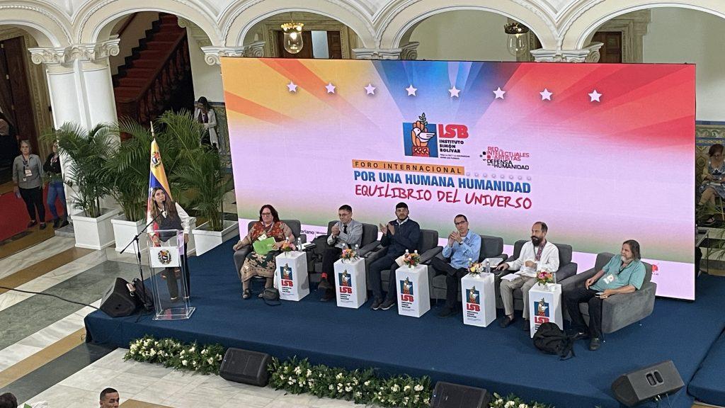 Венесуэла әлем елдерін бейбітшілікке үндеді 4 img 2001