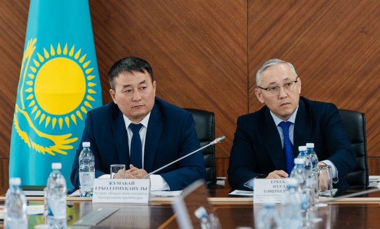 Атырауда мемлекеттік қызметшілерге әдеп пен қабылдау тәртібі түсіндірілді 1 img 0542