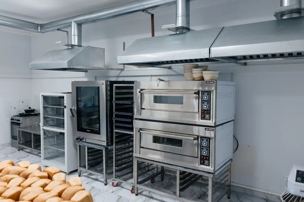 Атырау өнімі: Индердегі «Tatti Cakes» кондитерлік цехі күніне 400 дана нан пісіреді 3 img 1252