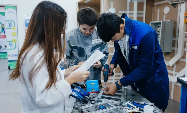 APEC PetroTechnic: жаңа оқу жылында 225 талапкер грант иегері атанды 1 img 1422