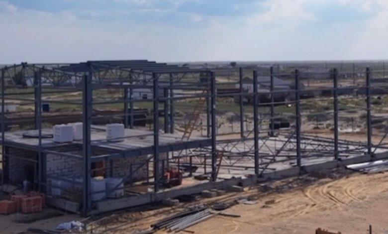 Исатай ауданында салынып жатқан екі спорт кешенінің құрылысы 60% аяқталды 1 whatsapp image 2025 08 05 at 16.53.25 1