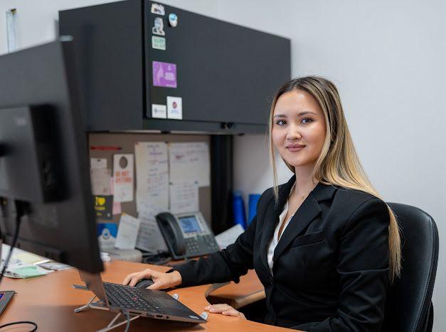 Мұнай-газ әлеміндегі әйел-инженер: Алина Суйешованың ерлігі 1 whatsapp image 2025 09 15 at 11.05.19